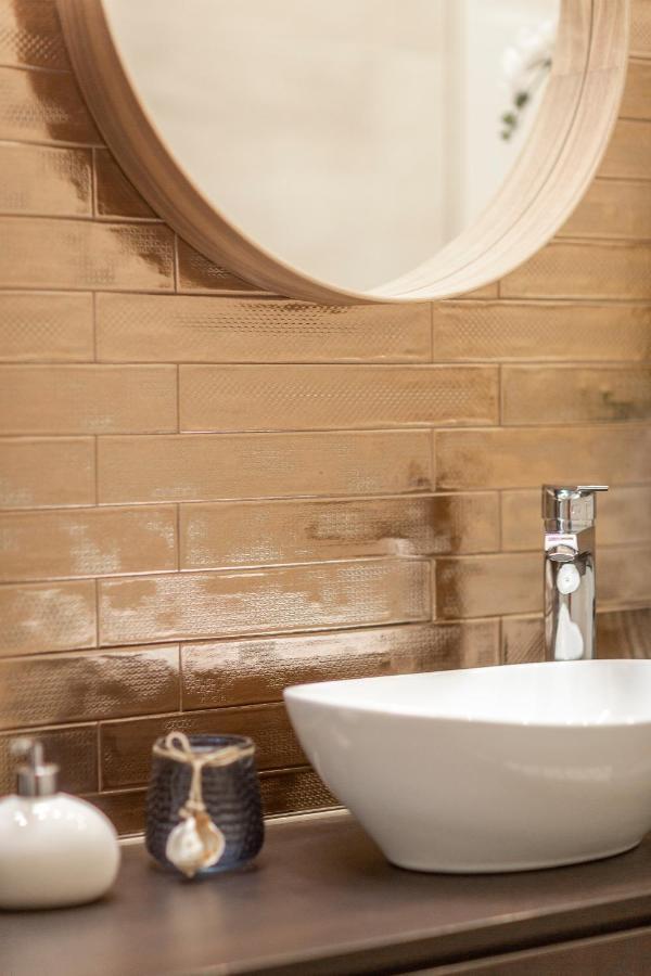 Stylish Luxury Apartment By Anna Budapest Exteriör bild